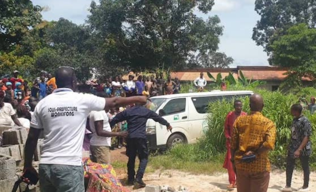 « Possédé ou assassin ? » – Le guérisseur égorgeur de Coyah face à ses actes