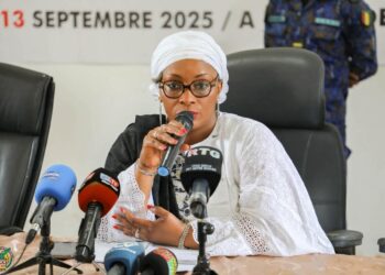 Djenabou Touré, lauréate du Prix Miroir Guinée de l’Excellence