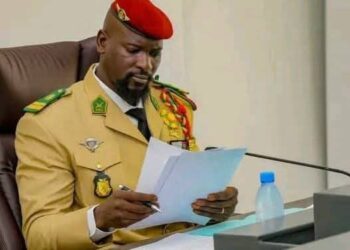 Guinée : Mamadi Doumbouya promulgue la nouvelle Constitution