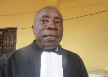 Guinée : Le journaliste Djiba Millimouno libéré après une médiation à l’amiable