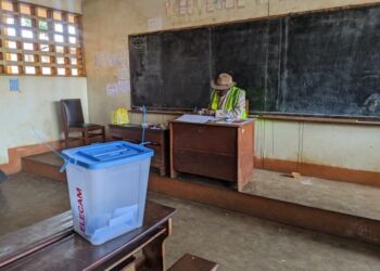 Présidentielle au Cameroun : près de huit millions d’électeurs appelés aux urnes