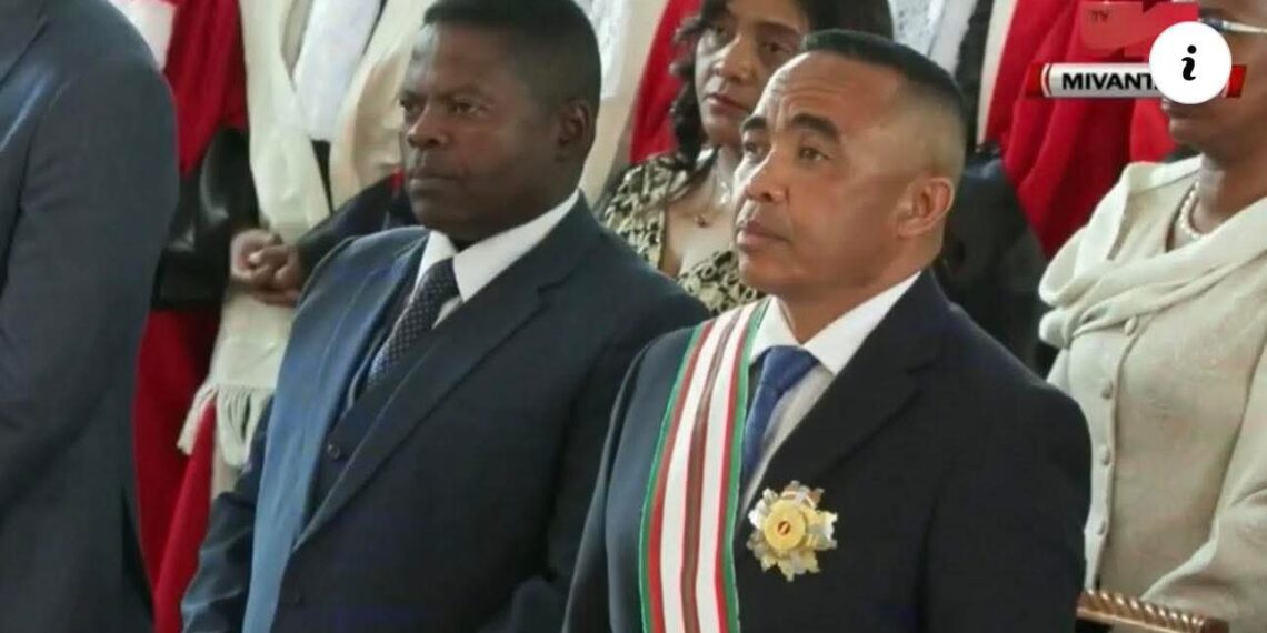 Crise à Madagascar : la HCC installe le colonel Randrianirina à la tête de la transition
