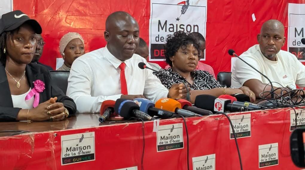 Le FONAJEP appelle le président Doumbouya à respecter son serment de transition