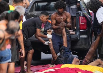 Brésil : une opération policière à Rio fait au moins 64 morts