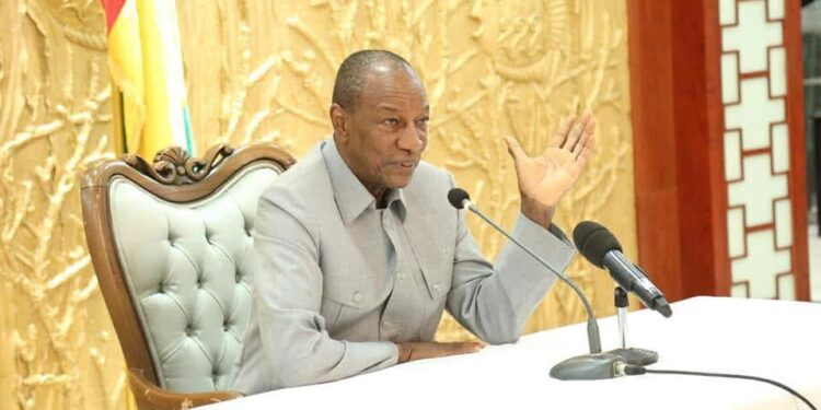 67ᵉ anniversaire de l’Armée Guinéenne : l’ancien président Alpha Condé appelle au retour à une armée républicaine