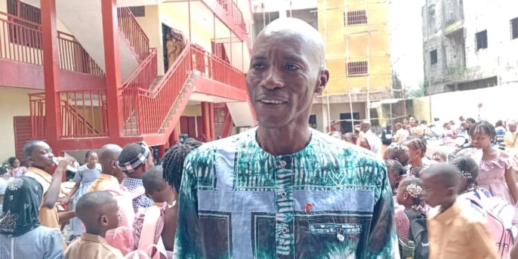 Matoto : Sékou Kaba veille à l’effectivité de la rentrée scolaire 2025-2026