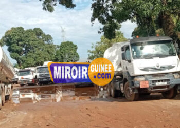 Pénurie de carburant : un accord trouvé entre le syndicat des chauffeurs et les autorités