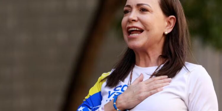 Trump revendique le Nobel de la paix après la distinction de Maria Corina Machado