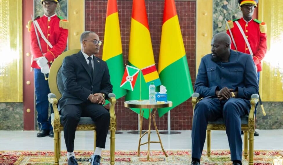 Guinée : le Président de la Transition reçoit les lettres de créance de 16 nouveaux ambassadeurs