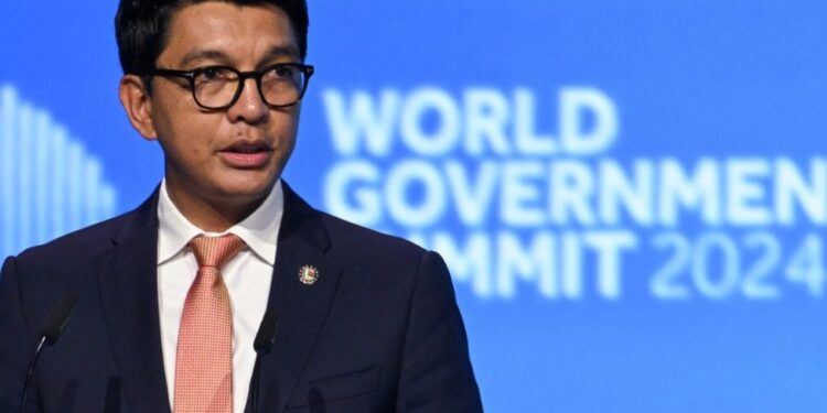 Double nationalité : l’ex-président Andry Rajoelina perd sa citoyenneté malgache