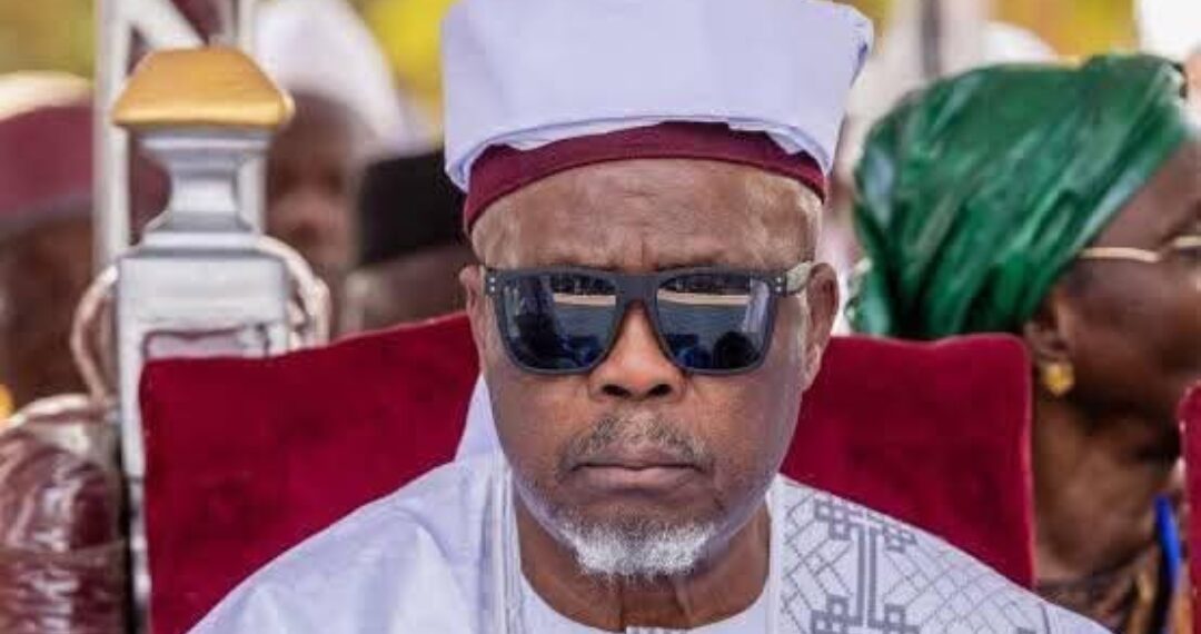 Kabiné Komara rend hommage à Elhadj Mamoudou Camara