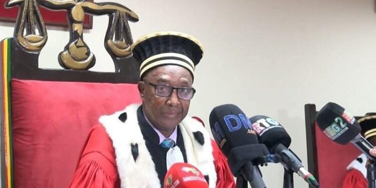 Élection présidentielle : La Cour Suprême investit le Collège de médecins assermentés