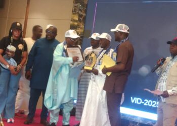 Grand Prix du Mérite : le Général Mamadi Doumbouya reçoit la plus haute distinction