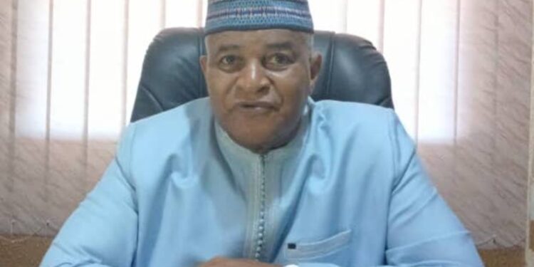 Découvrez les vraies raisons du renoncement à la candidature de Bah Ousmane à la présidentielle