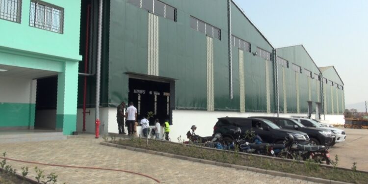 Le comité de pilotage constate l’achèvement à 95 % du nouvel entrepôt de la Pharmacie Centrale de Guinée à Manéah