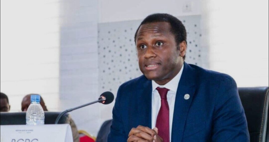 Billets de 50 000 et 100 000 GNF : la Banque centrale ouvre la discussion