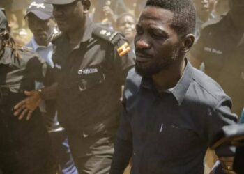 Ouganda : l’opposition affirme que Bobi Wine a été emmené de force de son domicile