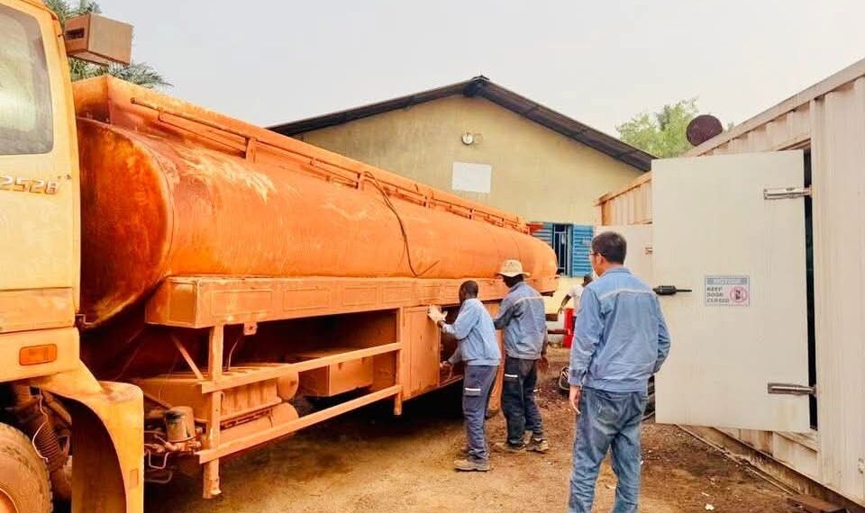 Boffa : Chalco Guinea Company S.A. offre 10 000 litres de carburant pour soutenir l’alimentation électrique