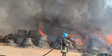 Incendie à Sonfonia-Casse : un entrepôt d’EDG gravement endommagé
