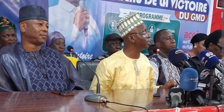 Conakry : l’Union des artistes et musiciens annonce un spectacle en hommage au président Doumbouya