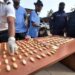 Trafic de drogue à Conakry : 145 boules de cocaïne saisies à l’aéroport Ahmed-Sékou-Touré, deux suspects arrêtés