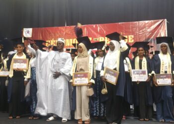 Formation professionnelle : le centre Kodack Création célèbre ses diplômés à l’Université Koffi Annan de Guinée