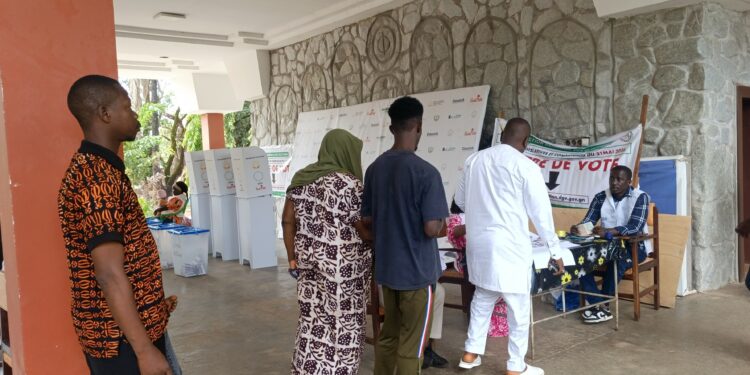 Ratoma : un scrutin marqué par le calme et la cohabitation pacifique