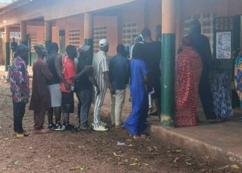 Boké : affluence relativement moyenne et climat apaisé dans les bureaux de vote