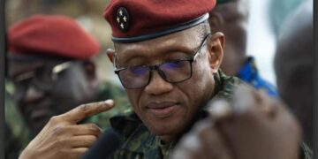 Guinée : l&rsquo;armée appelle au calme après le départ en congé annuel du président Mamadi Doumbouya