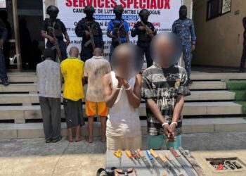 Guinée : sept présumés voleurs de motos interpellés à Coyah, dont cinq mineurs