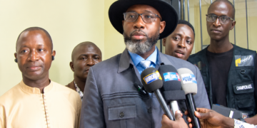 Guinée : Le boxeur Mamoudou Keïta reçu en audience par le ministre de la Jeunesse
