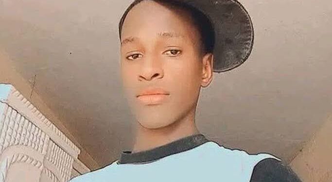 Conakry : après le refus de son neveu de laver ses chaussures immédiatement, un oncle présumé le bl€sse m◇rtellement à la m@chette