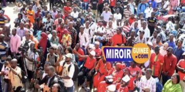 Concours de recrutement : difficultés techniques et appel tardif, les enseignants contractuels de Conakry sous pression